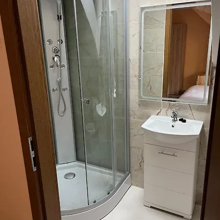 Vt6 House & Restaurant לינה וארוחת בוקר 3*