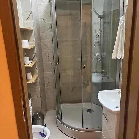 Vt6 House & Restaurant לינה וארוחת בוקר 3*