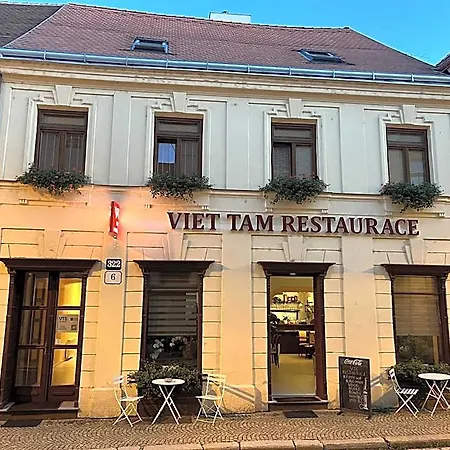 Vt6 House & Restaurant לינה וארוחת בוקר זנוימו