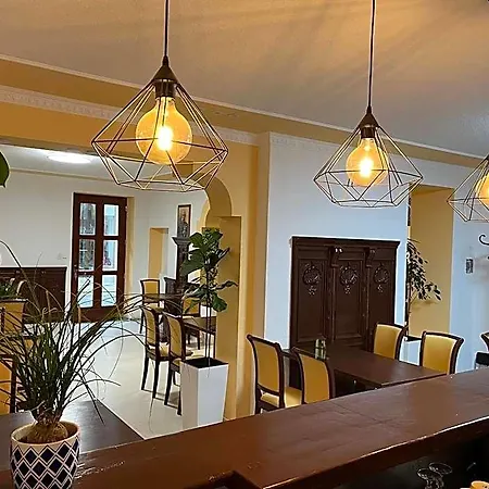 Vt6 House & Restaurant לינה וארוחת בוקר